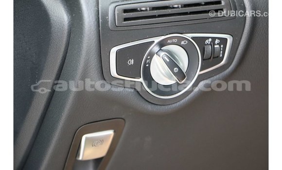 Acheter Import Voiture Mercedes-Benz 250 Noir à Import - Dubai, Anse-la-Raye Acheter Import Voiture Mercedes-Benz 250 Noir à Import - Dubai, Anse-la-Raye