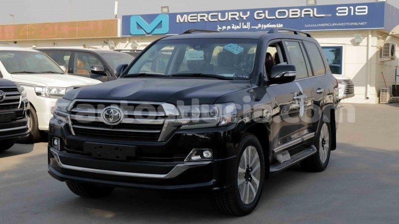 Big with watermark toyota land cruiser anse la raye import dubai 1679
