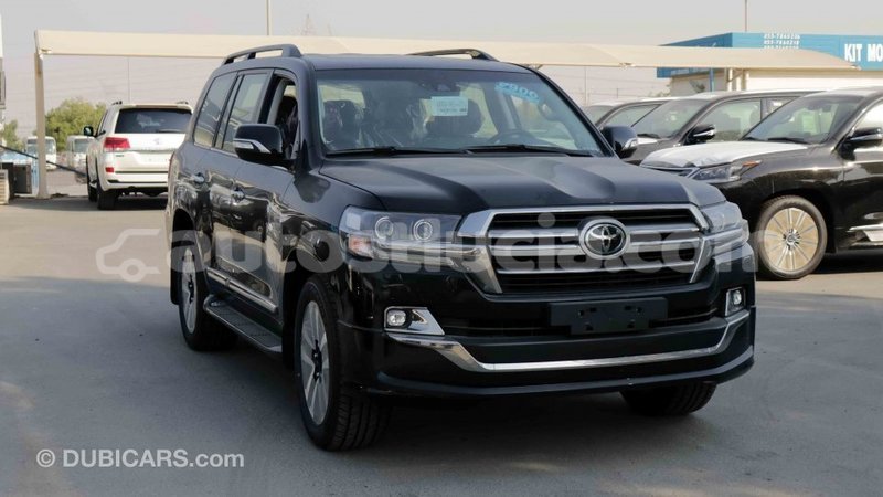 Big with watermark toyota land cruiser anse la raye import dubai 1679