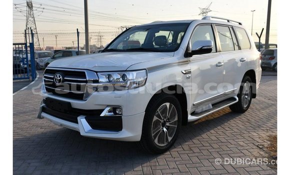 Buy Import Toyota Land Cruiser White Car in Import - Dubai in Anse-la-Raye Buy Import Toyota Land Cruiser White Car in Import - Dubai in Anse-la-Raye