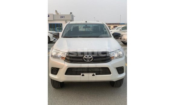 Buy Import Toyota Hilux White Car in Import - Dubai in Anse-la-Raye Buy Import Toyota Hilux White Car in Import - Dubai in Anse-la-Raye