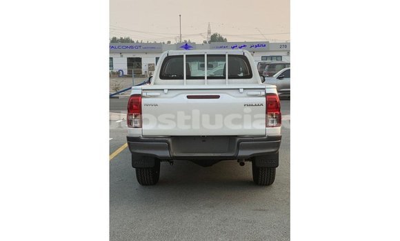 Buy Import Toyota Hilux White Car in Import - Dubai in Anse-la-Raye Buy Import Toyota Hilux White Car in Import - Dubai in Anse-la-Raye