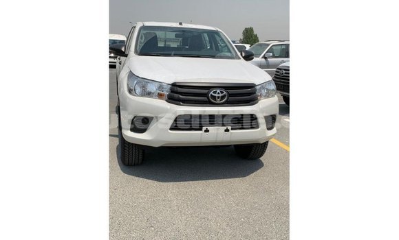 Buy Import Toyota Hilux White Car in Import - Dubai in Anse-la-Raye Buy Import Toyota Hilux White Car in Import - Dubai in Anse-la-Raye