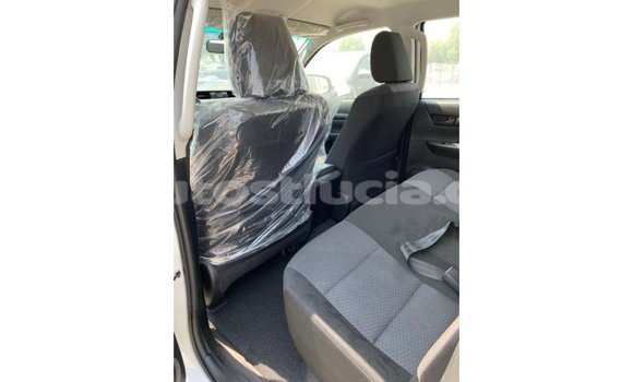 Buy Import Toyota Hilux White Car in Import - Dubai in Anse-la-Raye Buy Import Toyota Hilux White Car in Import - Dubai in Anse-la-Raye