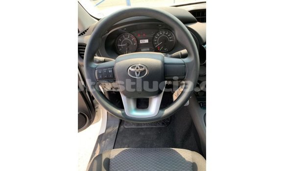 Buy Import Toyota Hilux White Car in Import - Dubai in Anse-la-Raye Buy Import Toyota Hilux White Car in Import - Dubai in Anse-la-Raye
