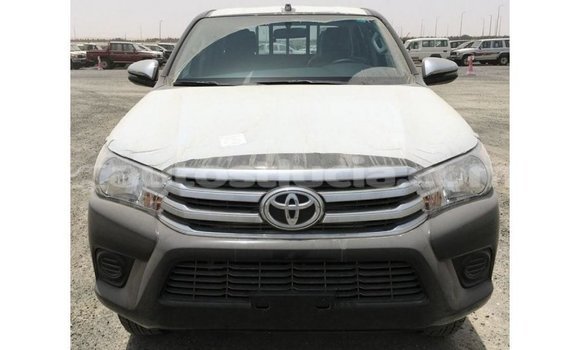 Acheter Import Voiture Toyota Hilux Noir à Import - Dubai, Anse-la-Raye Acheter Import Voiture Toyota Hilux Noir à Import - Dubai, Anse-la-Raye