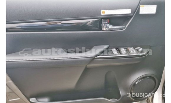 Buy Import Toyota Hilux Other Car in Import - Dubai in Anse-la-Raye Buy Import Toyota Hilux Other Car in Import - Dubai in Anse-la-Raye