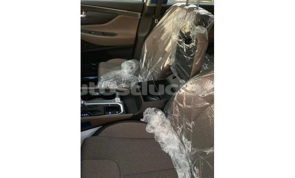 Acheter Import Voiture Hyundai Santa Fe Blanc à Import - Dubai, Anse-la-Raye Acheter Import Voiture Hyundai Santa Fe Blanc à Import - Dubai, Anse-la-Raye