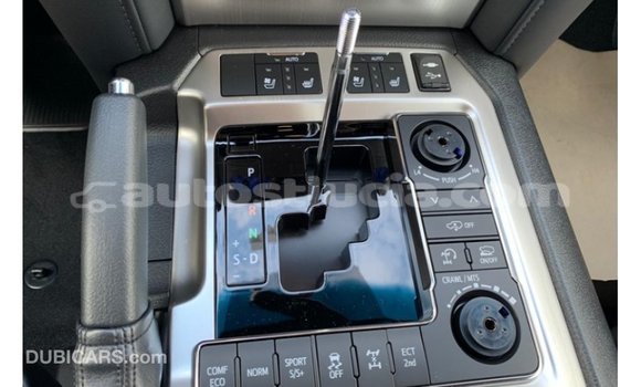 Acheter Import Voiture Toyota Land Cruiser Autre à Import - Dubai, Anse-la-Raye Acheter Import Voiture Toyota Land Cruiser Autre à Import - Dubai, Anse-la-Raye