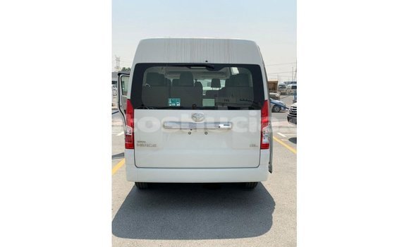 Buy Import Toyota Hiace White Car in Import - Dubai in Anse-la-Raye Buy Import Toyota Hiace White Car in Import - Dubai in Anse-la-Raye