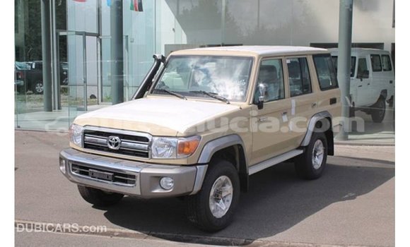 Buy Import Toyota Land Cruiser Beige Car in Import - Dubai in Anse-la-Raye Buy Import Toyota Land Cruiser Beige Car in Import - Dubai in Anse-la-Raye