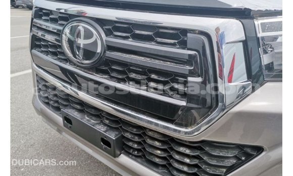 Acheter Import Voiture Toyota Hilux Marron à Import - Dubai, Anse-la-Raye Acheter Import Voiture Toyota Hilux Marron à Import - Dubai, Anse-la-Raye