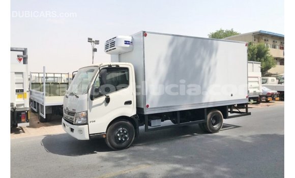 Buy Import Hino 300 Series White Truck in Import - Dubai in Anse-la-Raye Buy Import Hino 300 Series White Truck in Import - Dubai in Anse-la-Raye