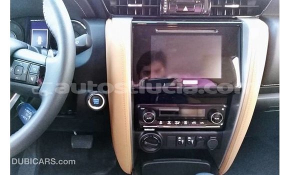 Buy Import Toyota Fortuner White Car in Import - Dubai in Anse-la-Raye Buy Import Toyota Fortuner White Car in Import - Dubai in Anse-la-Raye