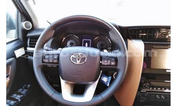 Buy Import Toyota Fortuner White Car in Import - Dubai in Anse-la-Raye Buy Import Toyota Fortuner White Car in Import - Dubai in Anse-la-Raye