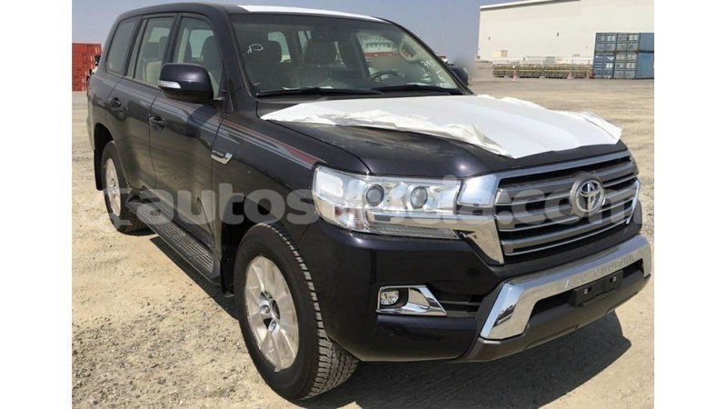 Big with watermark toyota land cruiser anse la raye import dubai 1730