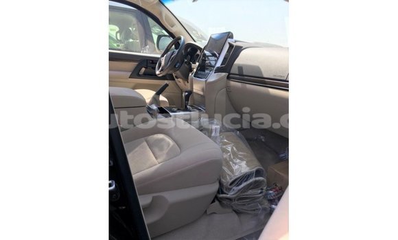 Buy Import Toyota Land Cruiser Black Car in Import - Dubai in Anse-la-Raye Buy Import Toyota Land Cruiser Black Car in Import - Dubai in Anse-la-Raye