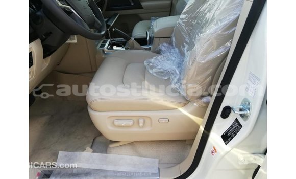 Buy Import Toyota Land Cruiser White Car in Import - Dubai in Anse-la-Raye Buy Import Toyota Land Cruiser White Car in Import - Dubai in Anse-la-Raye