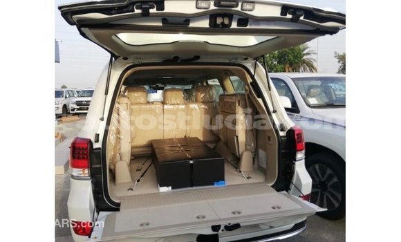 Buy Import Toyota Land Cruiser White Car in Import - Dubai in Anse-la-Raye Buy Import Toyota Land Cruiser White Car in Import - Dubai in Anse-la-Raye