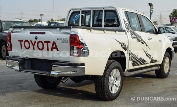 Acheter Import Voiture Toyota Hilux Blanc à Import - Dubai, Anse-la-Raye Acheter Import Voiture Toyota Hilux Blanc à Import - Dubai, Anse-la-Raye