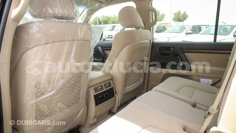 Big with watermark toyota land cruiser anse la raye import dubai 1733