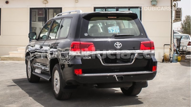 Big with watermark toyota land cruiser anse la raye import dubai 1733
