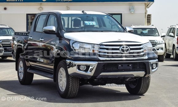 Acheter Import Voiture Toyota Hilux Noir à Import - Dubai, Anse-la-Raye Acheter Import Voiture Toyota Hilux Noir à Import - Dubai, Anse-la-Raye