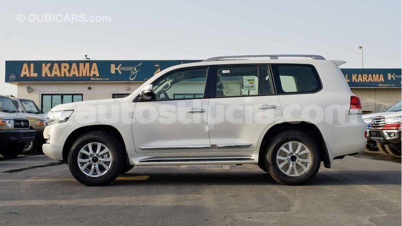 Big with watermark toyota land cruiser anse la raye import dubai 1736