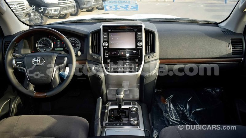 Big with watermark toyota land cruiser anse la raye import dubai 1737