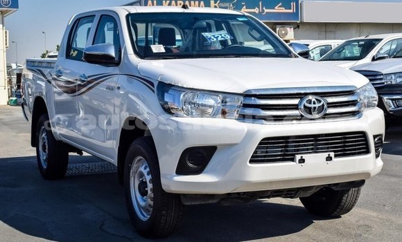Buy Import Toyota Hilux White Car in Import - Dubai in Anse-la-Raye Buy Import Toyota Hilux White Car in Import - Dubai in Anse-la-Raye
