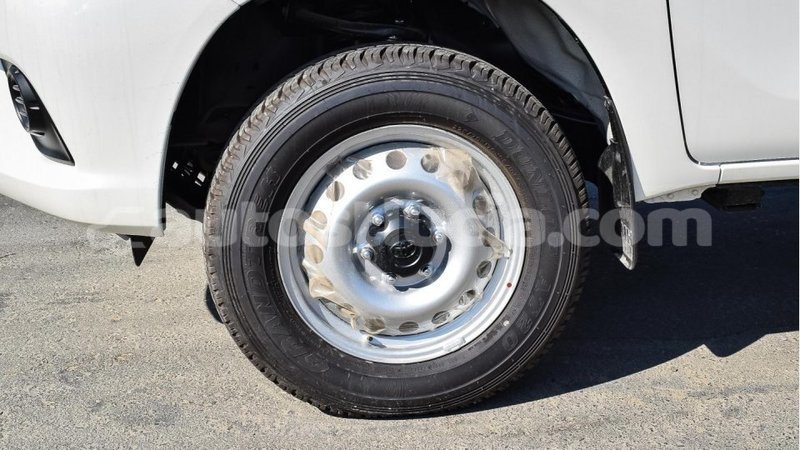 Big with watermark toyota hilux anse la raye import dubai 1738