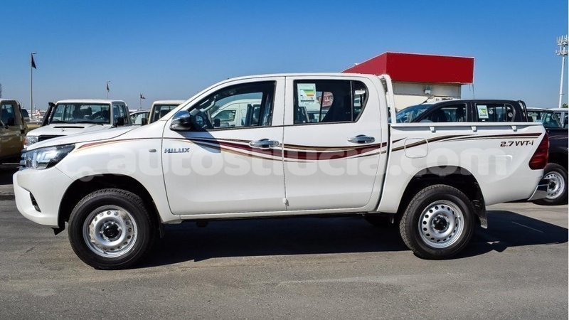 Big with watermark toyota hilux anse la raye import dubai 1739