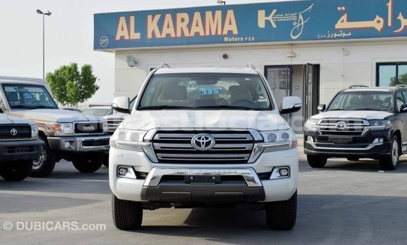 Buy Import Toyota Land Cruiser White Car in Import - Dubai in Anse-la-Raye Buy Import Toyota Land Cruiser White Car in Import - Dubai in Anse-la-Raye