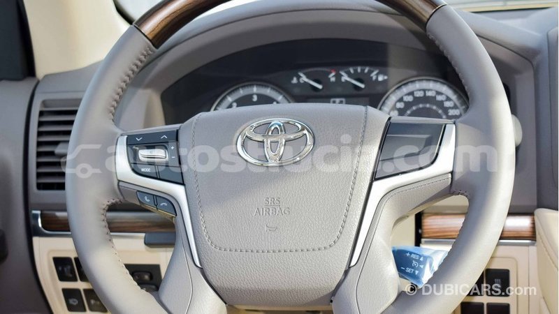Big with watermark toyota land cruiser anse la raye import dubai 1742