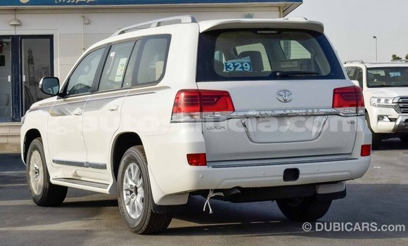 Buy Import Toyota Land Cruiser White Car in Import - Dubai in Anse-la-Raye Buy Import Toyota Land Cruiser White Car in Import - Dubai in Anse-la-Raye