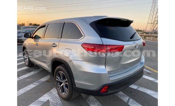 Buy Import Toyota Highlander Other Car in Import - Dubai in Anse-la-Raye Buy Import Toyota Highlander Other Car in Import - Dubai in Anse-la-Raye