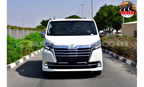 Buy Import Toyota Granvia White Car in Import - Dubai in Anse-la-Raye Buy Import Toyota Granvia White Car in Import - Dubai in Anse-la-Raye
