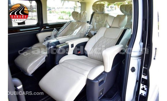 Buy Import Toyota Granvia White Car in Import - Dubai in Anse-la-Raye Buy Import Toyota Granvia White Car in Import - Dubai in Anse-la-Raye