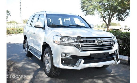 Buy Import Toyota Land Cruiser White Car in Import - Dubai in Anse-la-Raye Buy Import Toyota Land Cruiser White Car in Import - Dubai in Anse-la-Raye