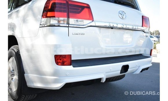 Buy Import Toyota Land Cruiser White Car in Import - Dubai in Anse-la-Raye Buy Import Toyota Land Cruiser White Car in Import - Dubai in Anse-la-Raye
