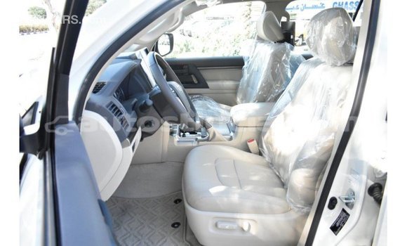 Buy Import Toyota Land Cruiser White Car in Import - Dubai in Anse-la-Raye Buy Import Toyota Land Cruiser White Car in Import - Dubai in Anse-la-Raye