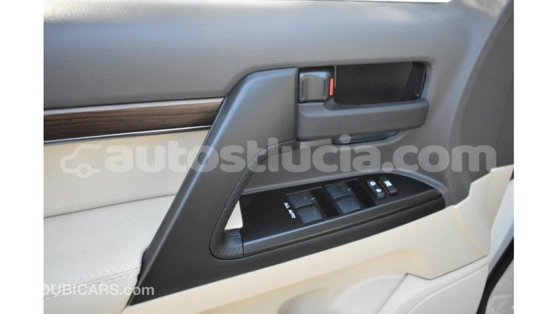 Big with watermark toyota land cruiser anse la raye import dubai 1750