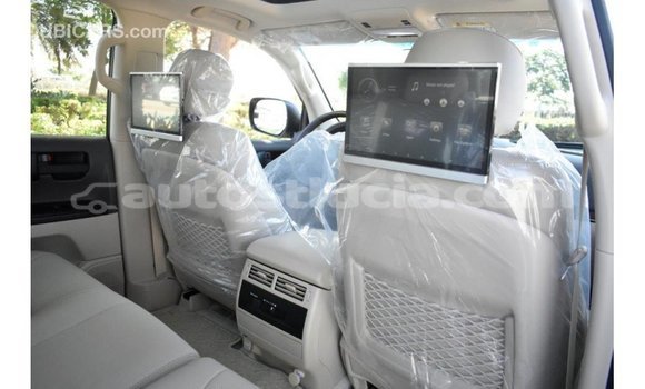 Buy Import Toyota Land Cruiser White Car in Import - Dubai in Anse-la-Raye Buy Import Toyota Land Cruiser White Car in Import - Dubai in Anse-la-Raye