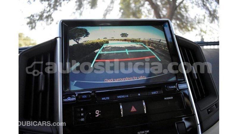 Big with watermark toyota land cruiser anse la raye import dubai 1750