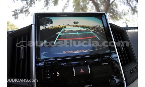 Buy Import Toyota Land Cruiser White Car in Import - Dubai in Anse-la-Raye Buy Import Toyota Land Cruiser White Car in Import - Dubai in Anse-la-Raye