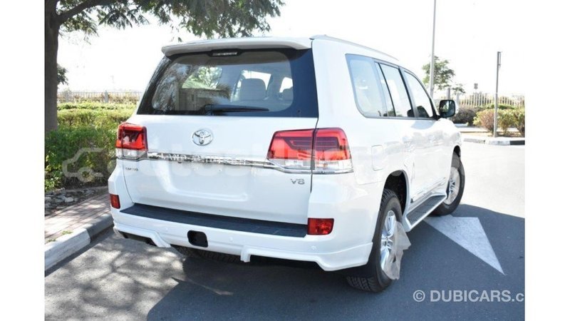 Big with watermark toyota land cruiser anse la raye import dubai 1750