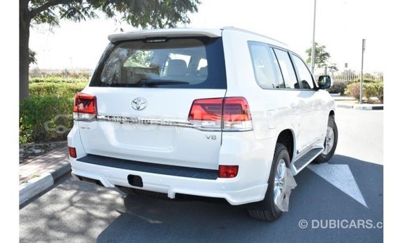 Buy Import Toyota Land Cruiser White Car in Import - Dubai in Anse-la-Raye Buy Import Toyota Land Cruiser White Car in Import - Dubai in Anse-la-Raye