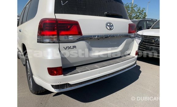 Buy Import Toyota Land Cruiser White Car in Import - Dubai in Anse-la-Raye Buy Import Toyota Land Cruiser White Car in Import - Dubai in Anse-la-Raye