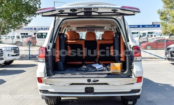 Buy Import Toyota Land Cruiser White Car in Import - Dubai in Anse-la-Raye Buy Import Toyota Land Cruiser White Car in Import - Dubai in Anse-la-Raye
