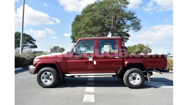 Big with watermark toyota land cruiser anse la raye import dubai 1765